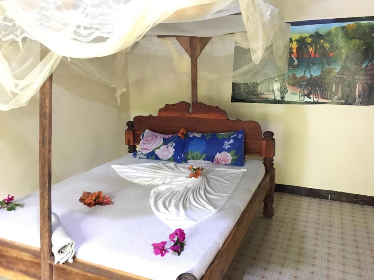 Mount Zion Lodge Michamvi Chambre photo